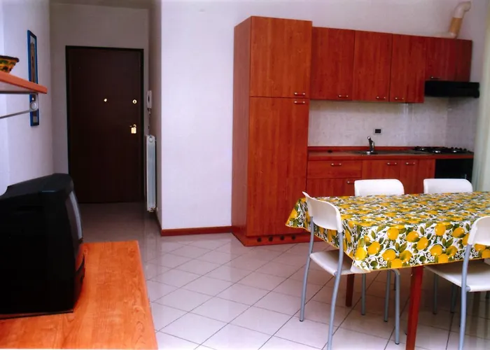 Girasole Apartman Martinsicuro